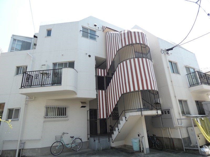 マエカワマンション 201号室 外観