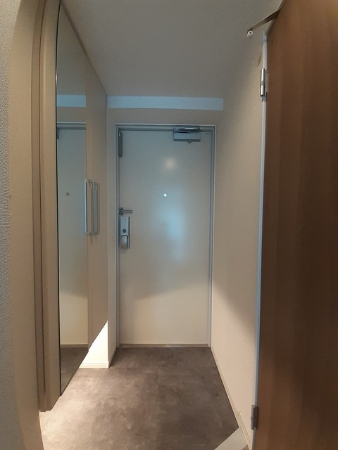 ビーチサイド　パーク 玄関