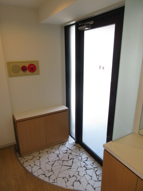 YUKEN梅屋敷  玄関