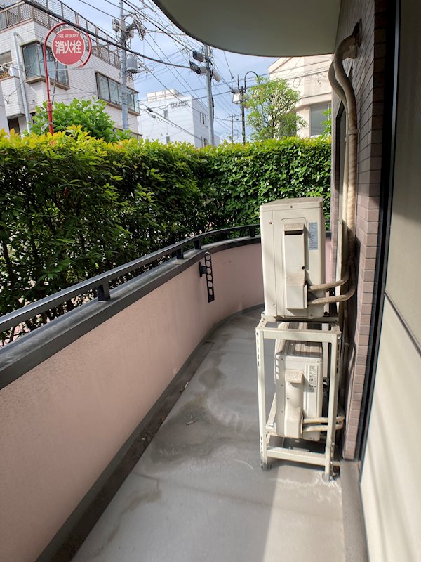 パレスフロラシオン  ベランダ