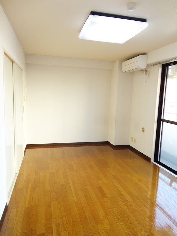 シャトレピース リビング