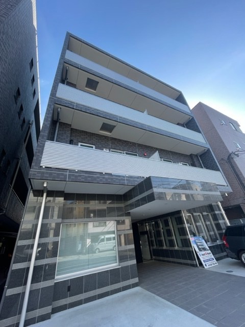 LARGO  102号室 外観