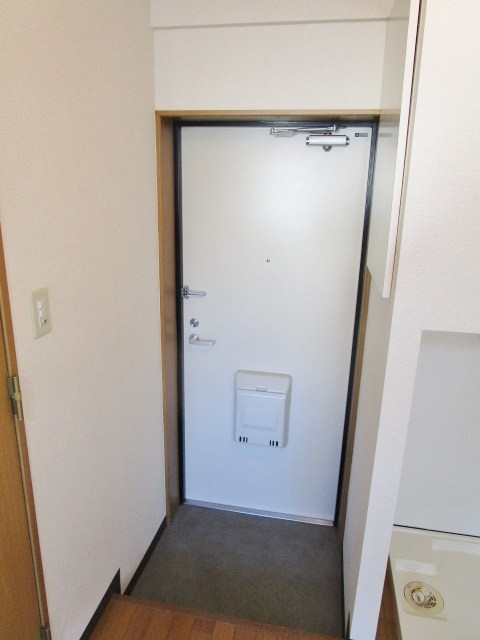 K・Sホームズ 玄関