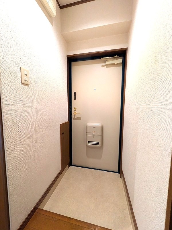 浅間マンション 玄関