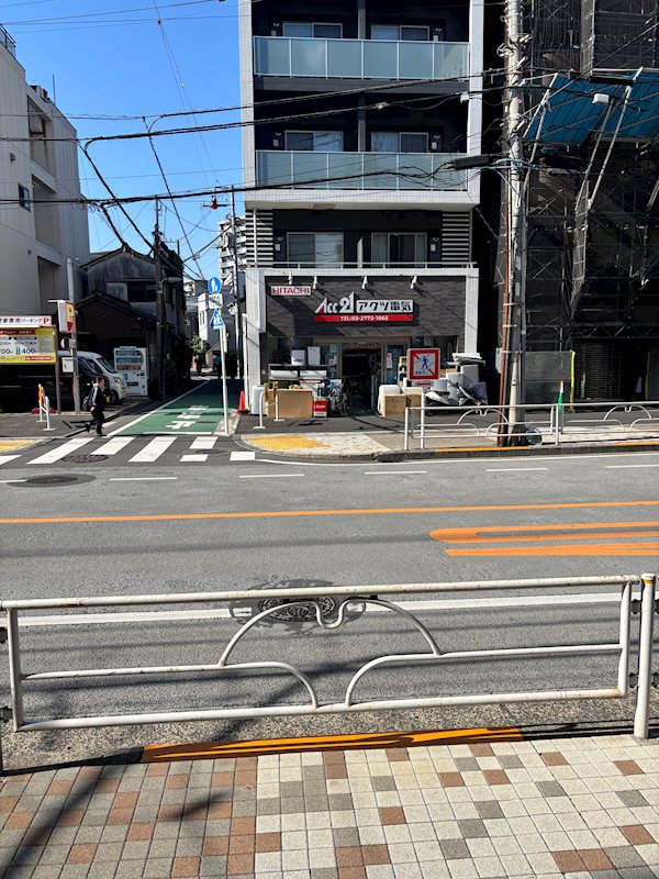 大井モモ・スクラムホームズ  ベランダ