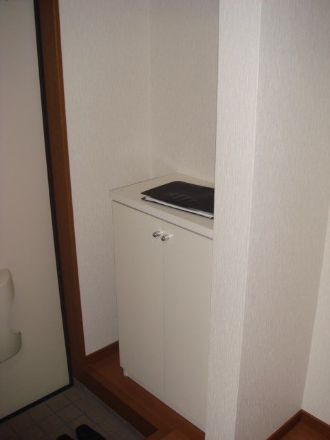 メゾネット佐藤 玄関