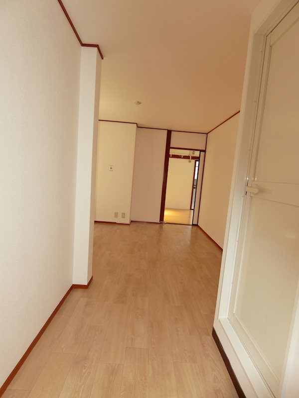 大井ハイツ  玄関