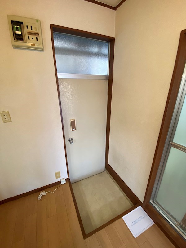 ハウスサンフラワー 玄関