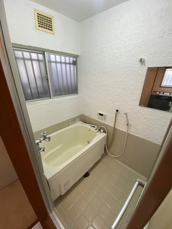 ハウスサンフラワー 風呂画像