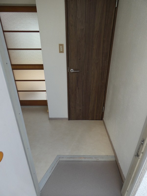 丹野ハイツ 玄関