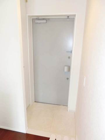 レジデンス大森 玄関