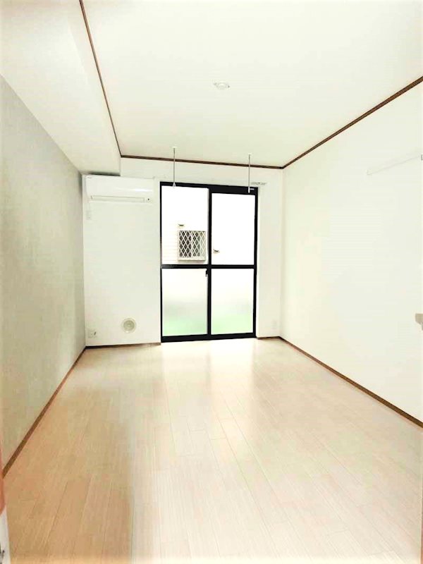 サンライズ西大井 リビング