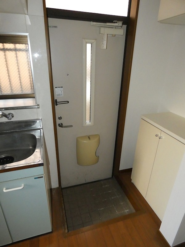 メゾネット佐藤 玄関