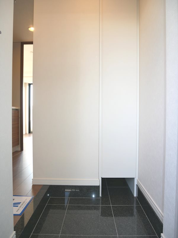 グランドコンシェルジュ大森本町Ⅰアジールコート 玄関