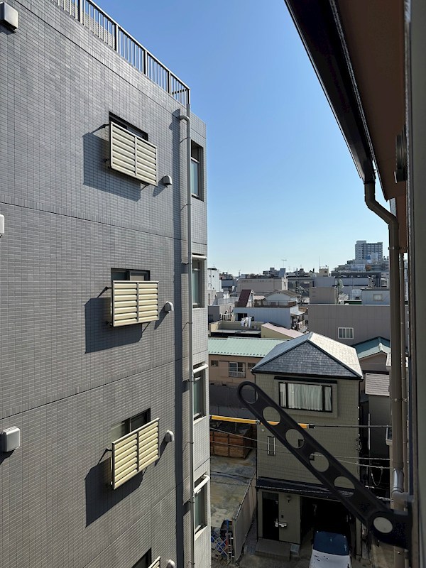 パレスガル ベランダ
