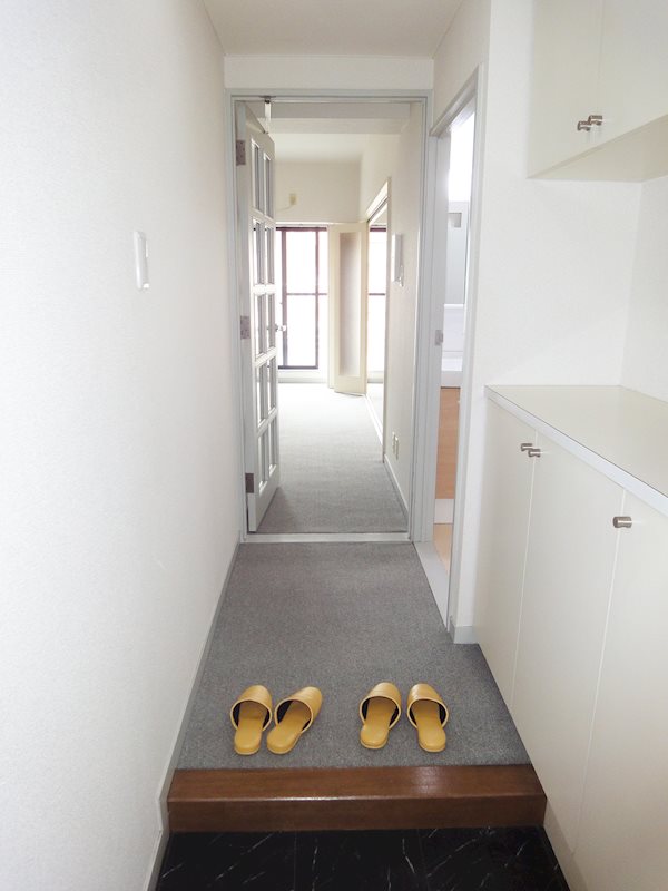 K・ビルヂング 玄関