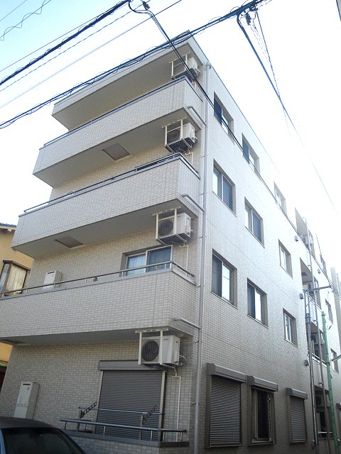 アヴァロン大森西 301号室 外観