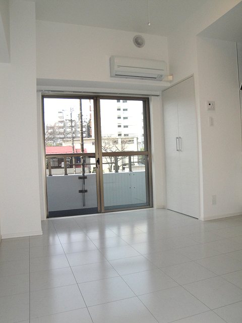 テラッサエスト リビング