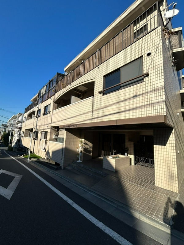 ペーブメント久が原 205号室 外観