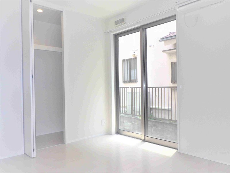 新力館 ベッドルーム