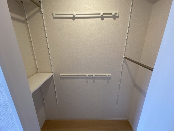 House祐天寺 玄関