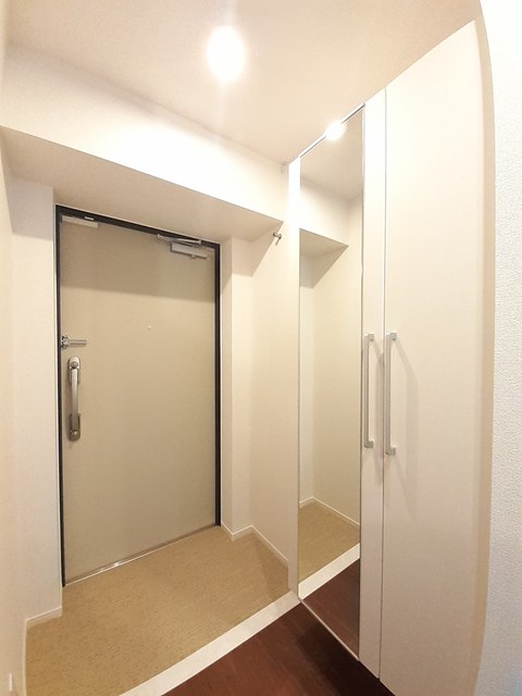 Ｂ．Ｒ．大森山王 玄関