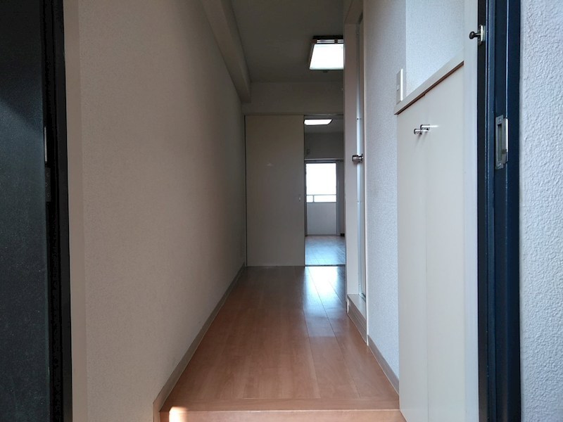 ロイヤルエクセレント学芸大 玄関