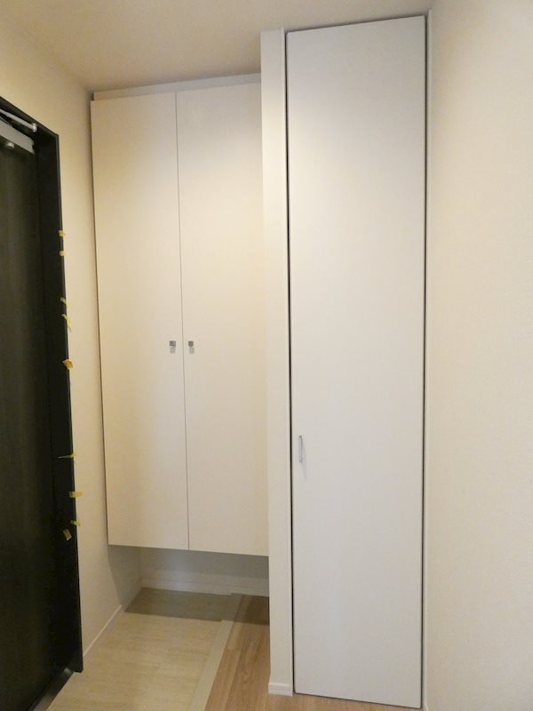 ドエルOKANO２ 玄関