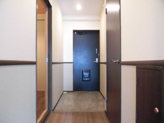 アパートメントカヤ田園調布 玄関