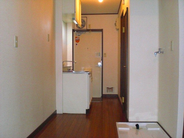 ファミールセイスイ 玄関