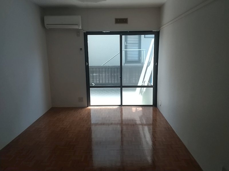 大岡山プラザ リビング