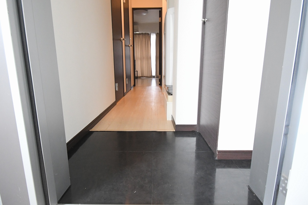 レオネクスト代官山 玄関