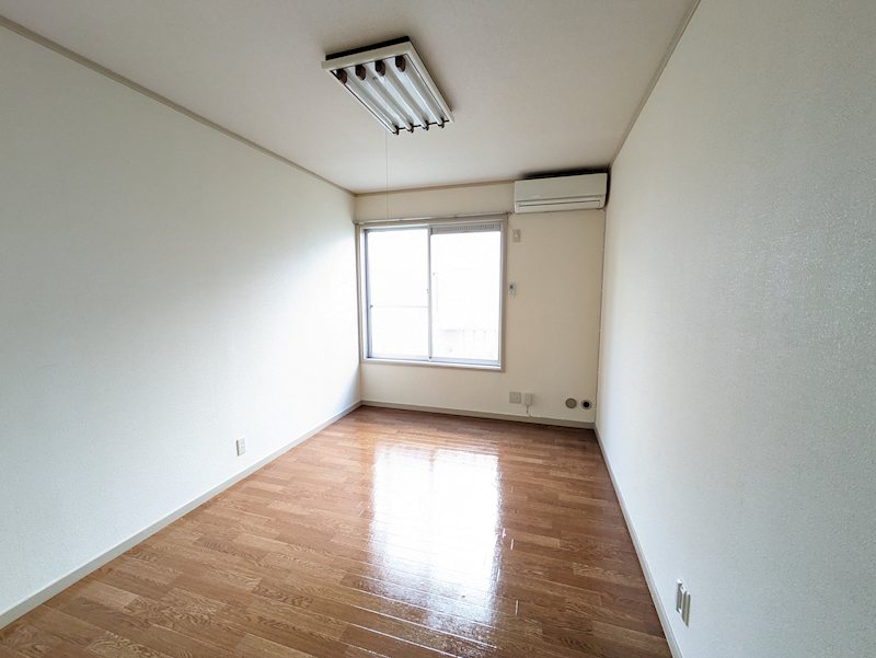 アイエスハイツ リビング