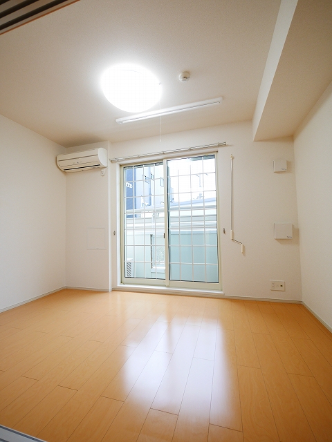 メゾン　ロワール リビング