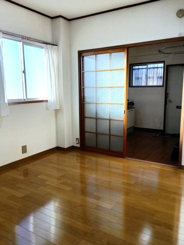 エクレールフジタ リビング