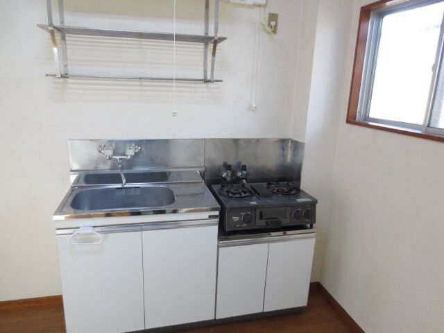 エクレールフジタ キッチン