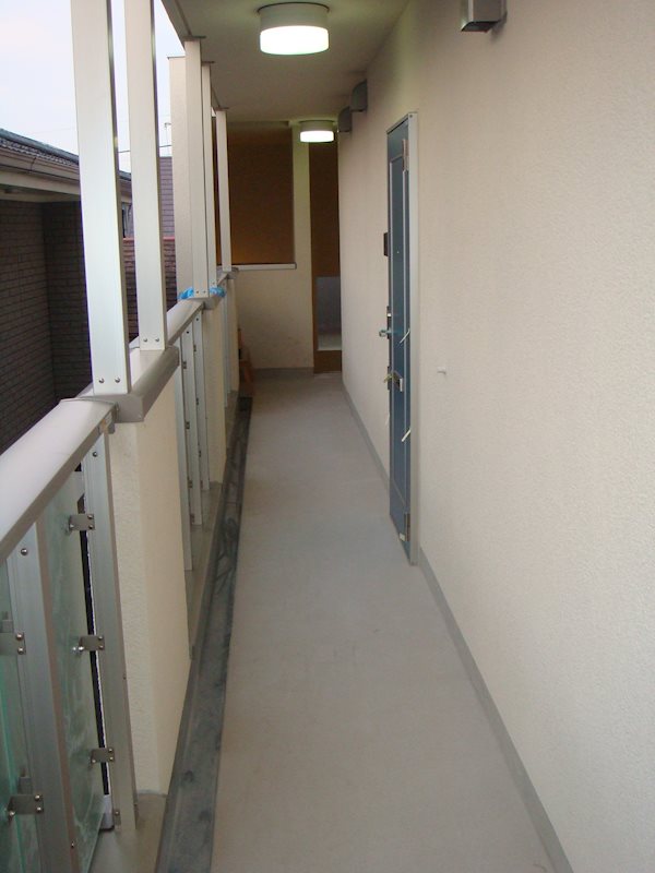 TKハウゼ蓮沼 玄関