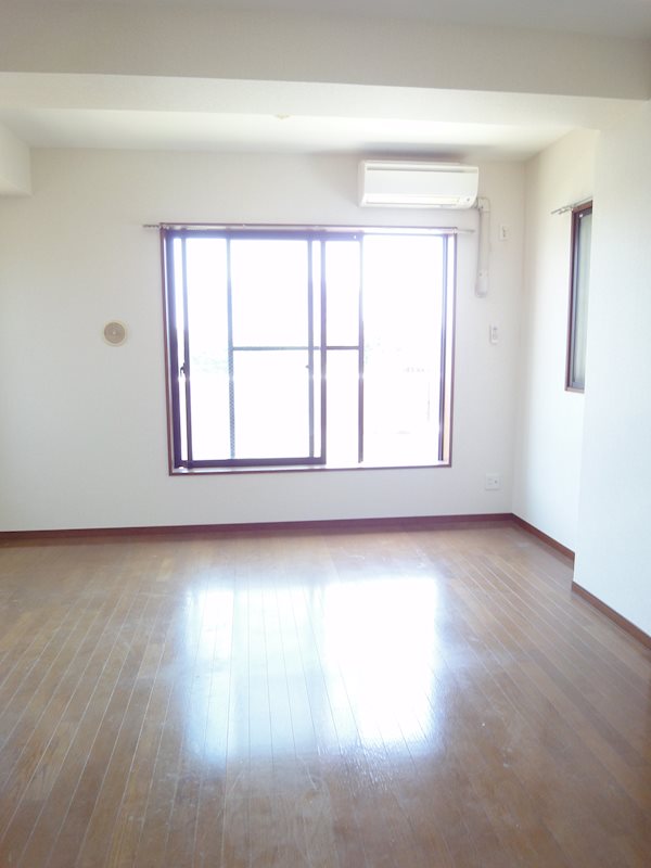 フォレストーン西大井 リビング