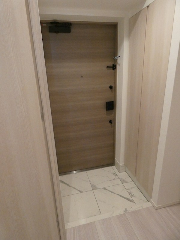 コンフォリア・リヴ南品川 玄関