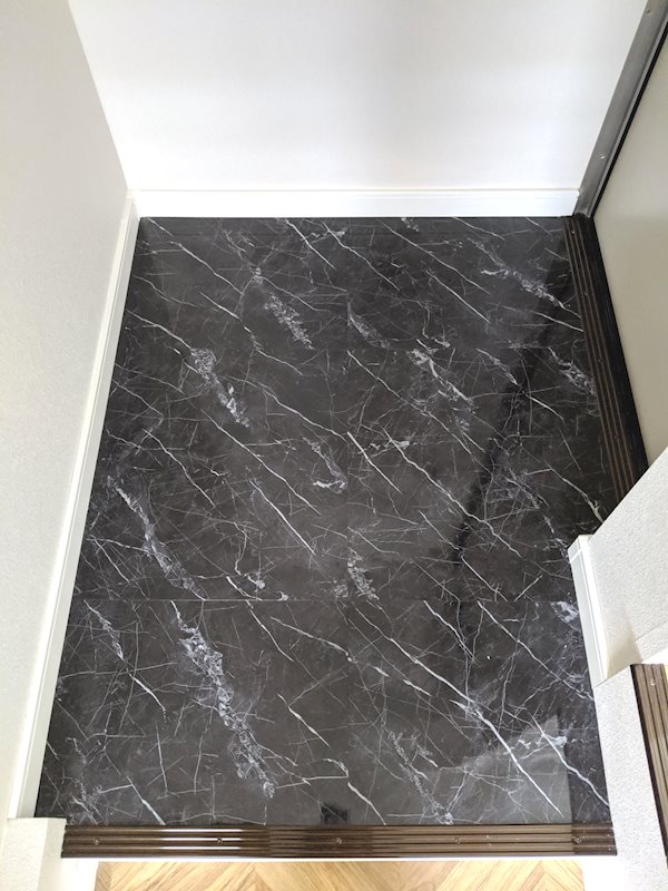 イリス大森町 玄関