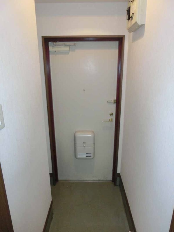 アーバンロジェ 玄関