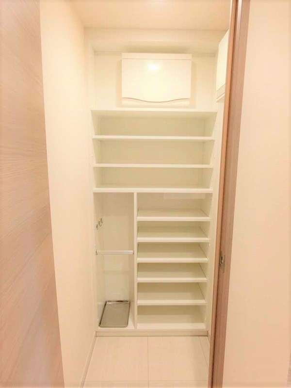 目黒第一マンションズ 玄関