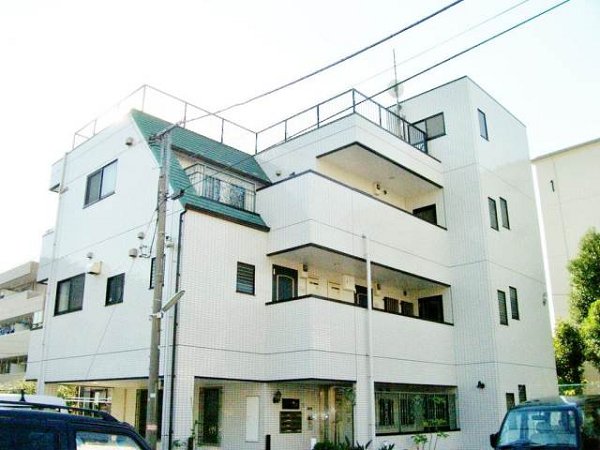 ホワイトホルン 202号室 外観