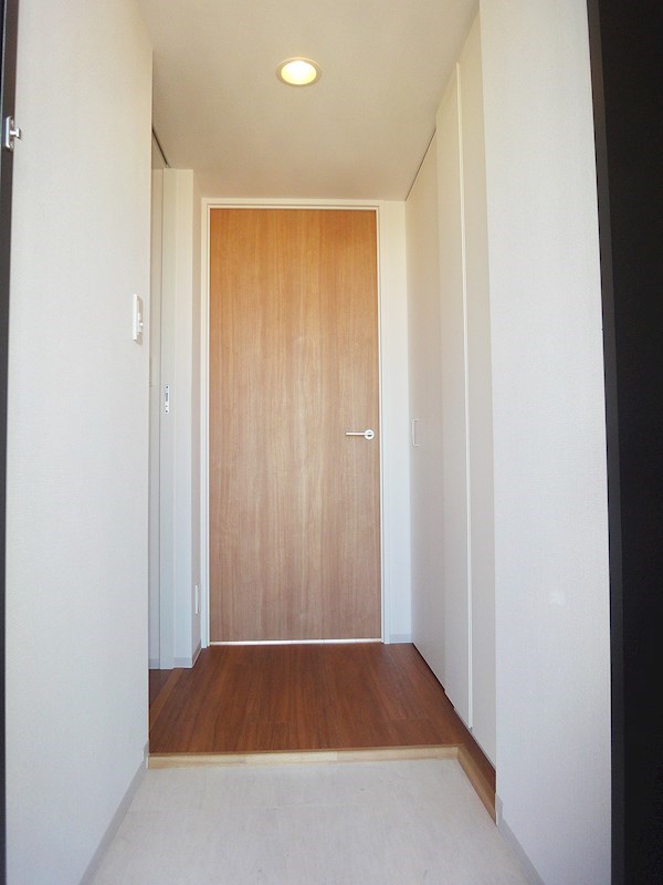 プライマル大井仙台坂 玄関