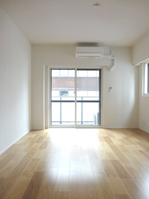 ALLURE大森 リビング