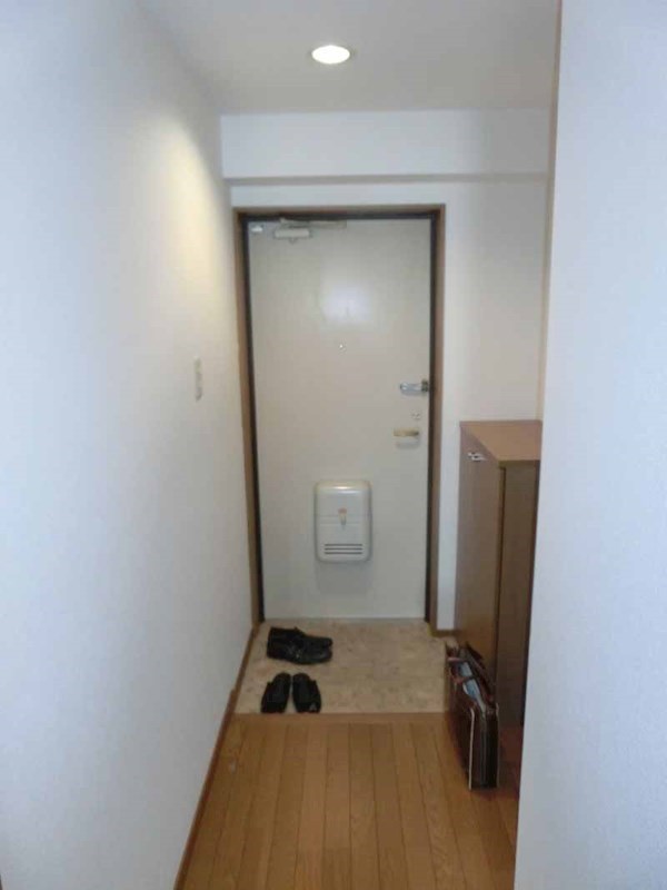 ウィルファースト 玄関