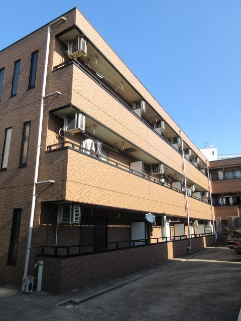 チェリーブラッサム  202号室 外観