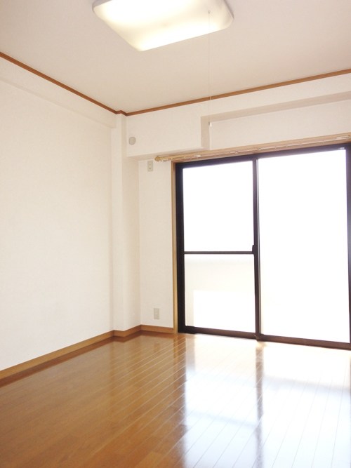 チェリーブラッサム  ベッドルーム