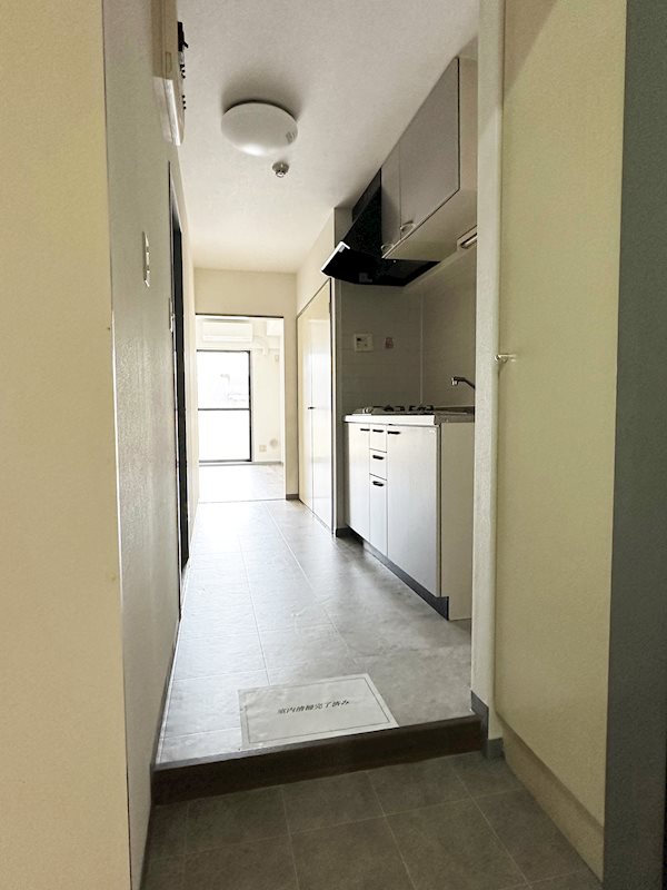 ステラトーショウ 玄関