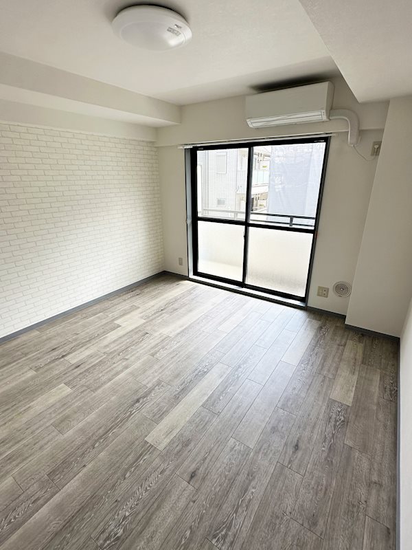 ステラトーショウ リビング